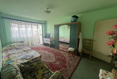 Apartament cu 3 camere decomandat în Gorjului - 8