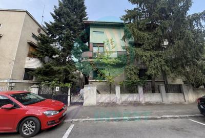 Casă individuală cu 10 camere cu Canalizare în Calea Călărașilor - 23