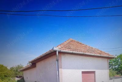 Casa de vanzare la 10 km de Deva - 2