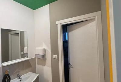Spațiu comercial, de 185 mp, în Central - 3