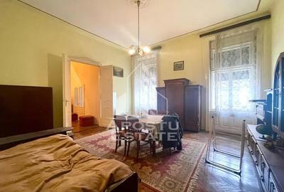 Apartament cu 3 camere semidecomandat în Central - 18