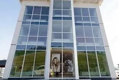Spațiu comercial, de 261 mp, în Exterior Vest - 1