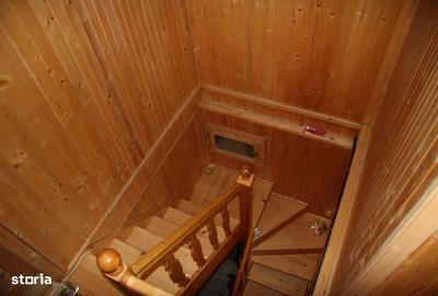 Casă cu 5 camere cu Teren 6000 Mp în Bârla - 3