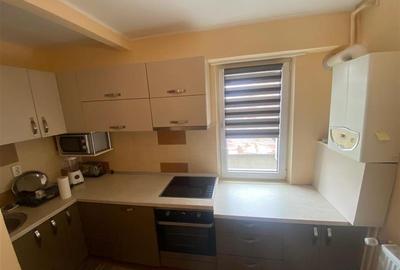 Apartament cu 3 camere decomandat în Tudor - 3