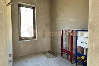 Casă cu Teren 750 Mp în Tăuții de Sus - 12