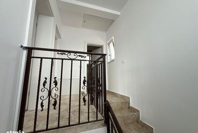 Casă cu 4 camere semidecomandat cu Teren 400 Mp în Miroslava