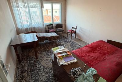Apartament cu 2 camere decomandat în Circumvalațiunii - 2