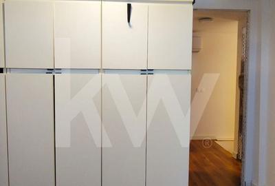 Apartament cu 4 camere în Central - 2
