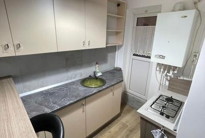 Garsonieră decomandată în Central - 1