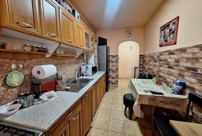 Apartament cu o camera, decomandat, balcon, zona LIDL - 4