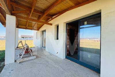 Casă individuală cu 5 camere cu Canalizare în Fughiu - 38