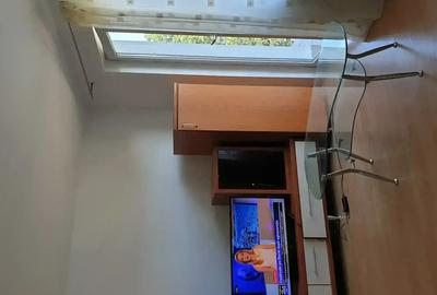 Apartament cu 2 camere semidecomandat în Între Lacuri