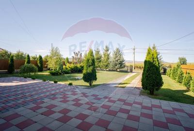 Casa / Vila cu 5 camere de vanzare in zona Central - 3