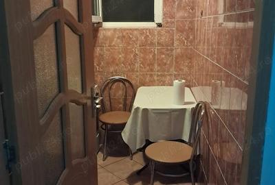 1 Decembrie 1918 aproape de metrou apartament 2 camere de inchiriat - 3