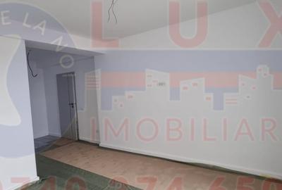 Apartament cu 2 camere decomandat în Babadag - 3