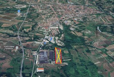 Teren de 77243 mp, în Central - 2