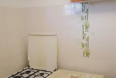 Garsonieră decomandată în Rahova