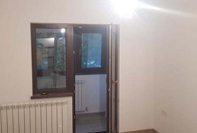 Apartament cu 3 camere în Central - 9