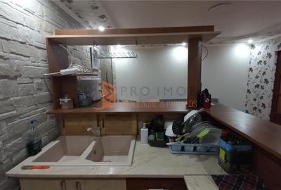 Apartament cu 2 camere semidecomandat, mobilat în Micro 3 - 9