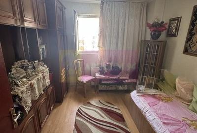 Vanzare apartament 4 camere- zona Auchan Vitan - 2