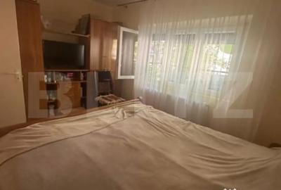 Apartament cu 3 camere decomandat, mobilat în Micro 16 - 1