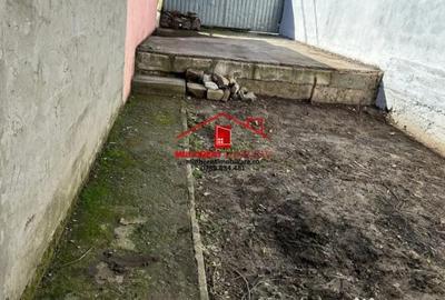 Casă cu 2 camere cu Teren 178 Mp în Babadag - 9