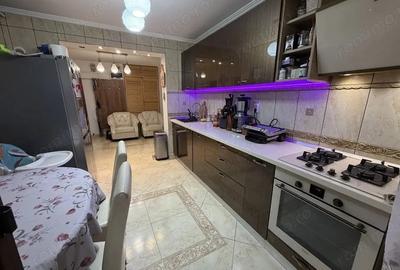 Apartament cu 4 camere nedecomandat, mobilat în Central - 9