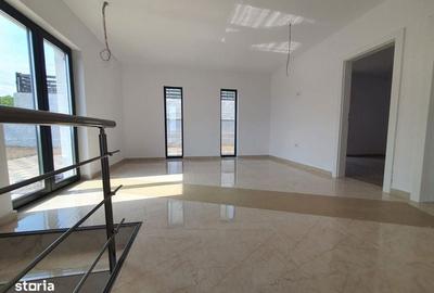 Apartament cu 3 camere decomandat în Cug - 8