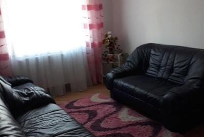 Apartament cu 2 camere decomandat în Drumul Taberei