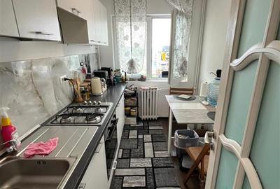 Apartament cu 2 camere decomandat în Podu Roș - 6