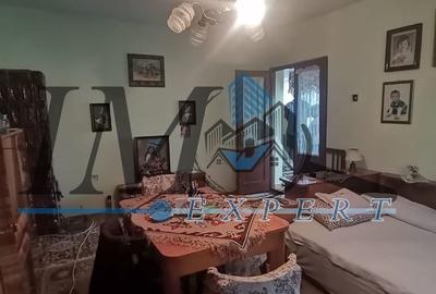 Casă individuală cu 3 camere cu Canalizare în Pianu de Sus - 1