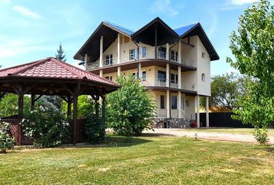 Vila deosebita cu gradina superba ?i panorama - Gh... - 3