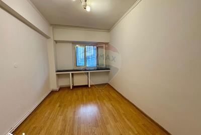 Apartament cu 2 camere decomandat în Central - 3