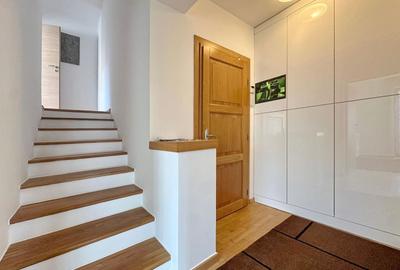 Apartament cu 3 camere decomandat, mobilat în Cetatea - 15