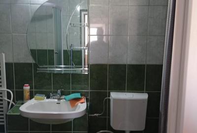 Garsonieră decomandată în Beiu - 1