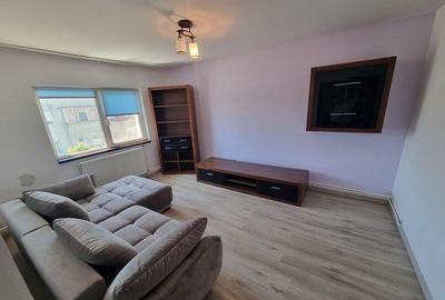 Inel 2 Eliberarii-apartament 3 camere decomandat cu gaze