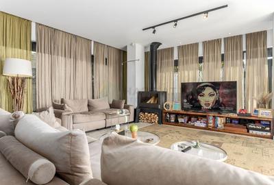 Vila Escapada | Piscină & Garaj pentru Barcă - 8