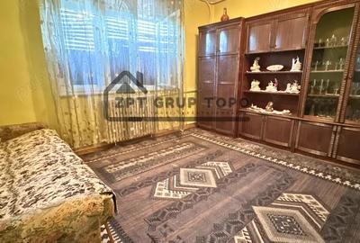 Casa de vanzare in centrul localitati Gurbediu. - 2