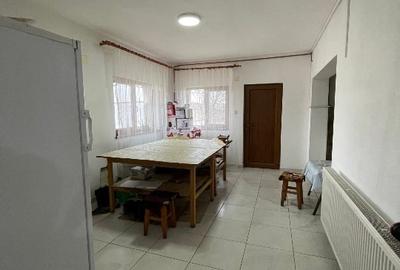 Casă individuală cu 5 camere cu Teren 1570 Mp în Est - 9