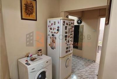 Apartament 3 camere cf 1 decomandat zona Centru - 6