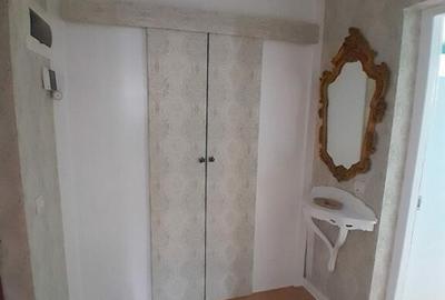 Apartament cu 3 camere Zona Zamca Apartament cu 3 camere Zona Zamca - 3