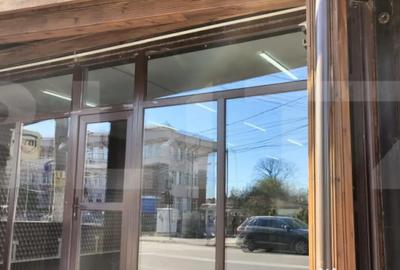 Spațiu comercial, de 100 mp, în Central - 9