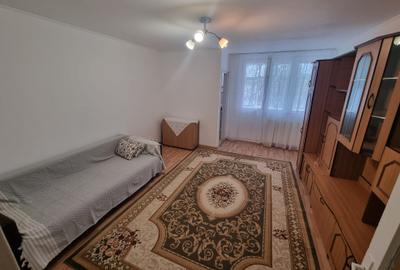 Garsonieră decomandată, mobilată în Tătărași