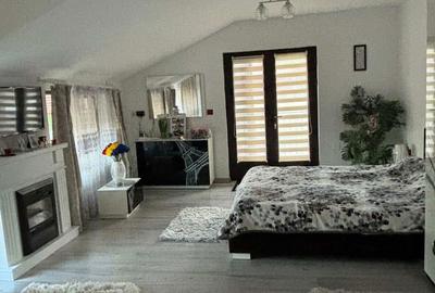 Apartament cu 4 camere în Central - 5