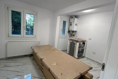 Apartament cu 2 camere în Micro 8