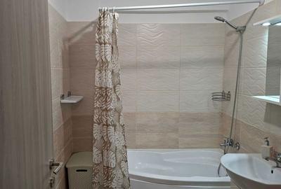 Apartament cu 2 camere decomandat în Apărătorii Patriei - 4