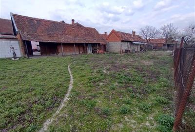 Casă individuală cu 6 camere cu Canalizare în Răcășdia - 11