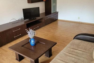 Apartament cu 3 camere decomandat în Central - 2