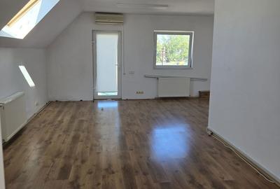 Spațiu comercial, de 100 mp, în Centura - 7