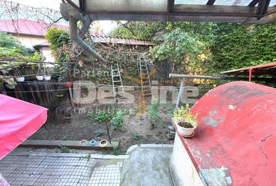 Casă individuală cu 7 camere cu Canalizare în Central - 5